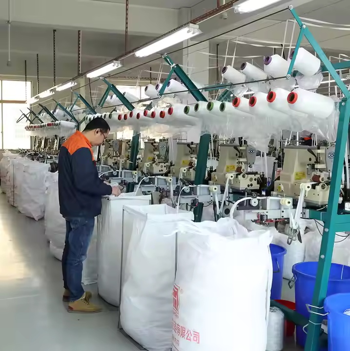 Nylon Zippper Sewing Machine
